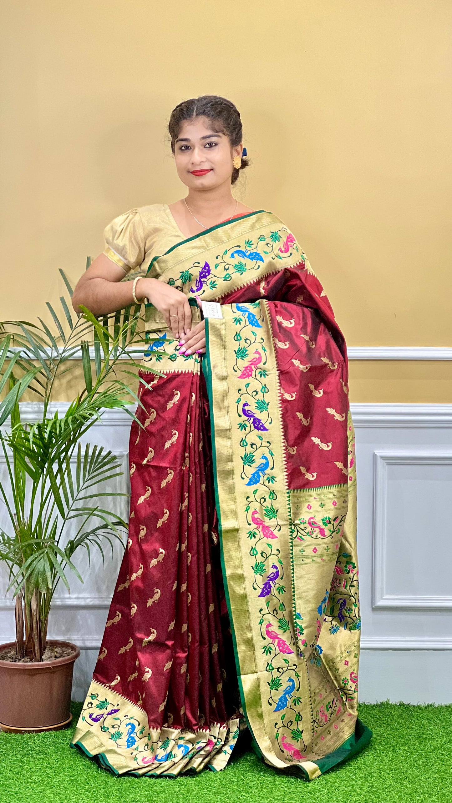 PURE PAITHANI