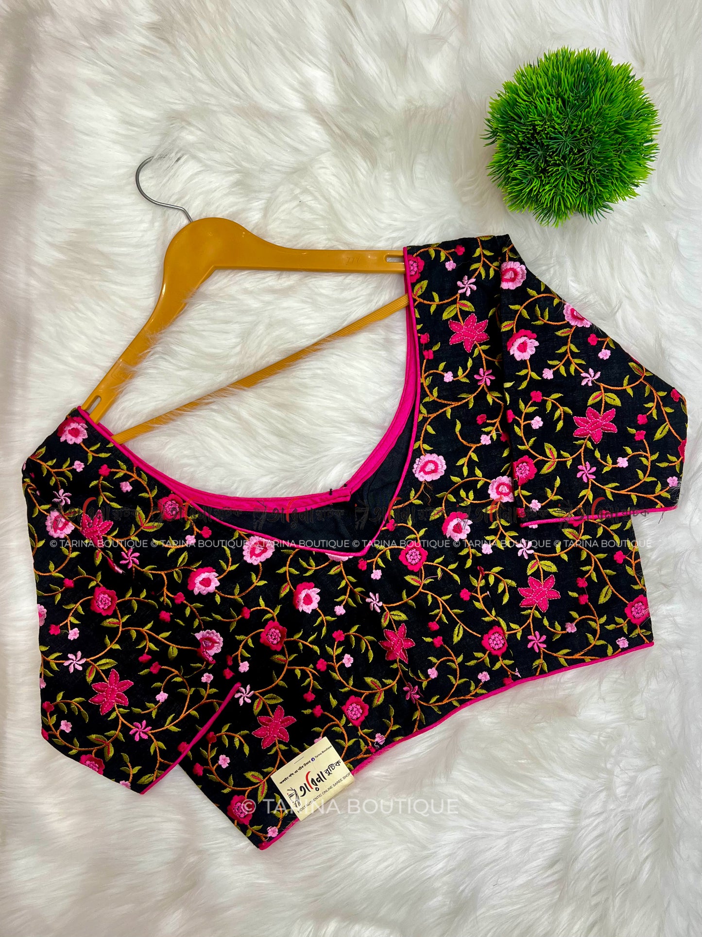 COTTON EMBROIDERY BLOUSE