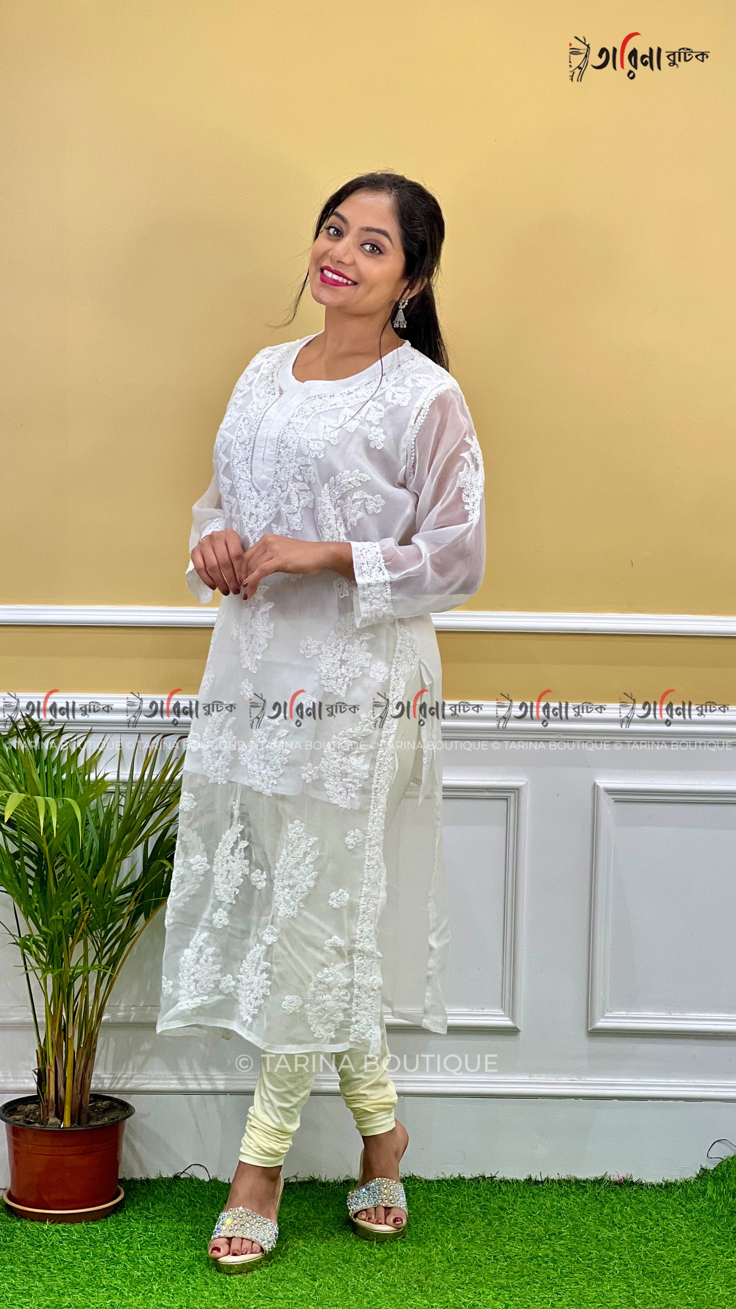 DESIGNER CHIKANKARI KURTI