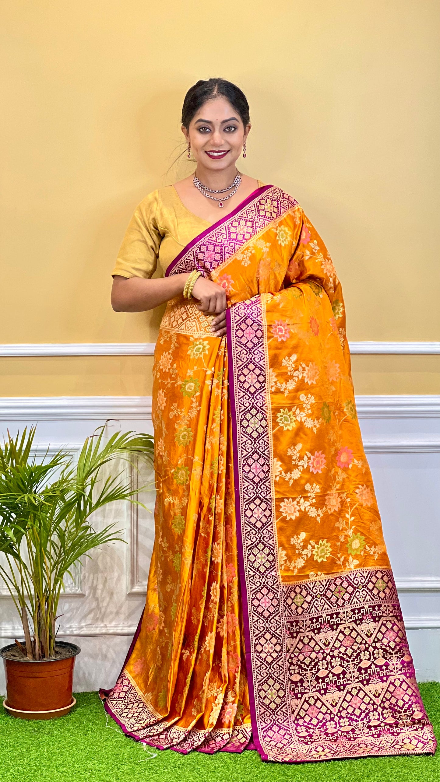 SATIN BENARASI